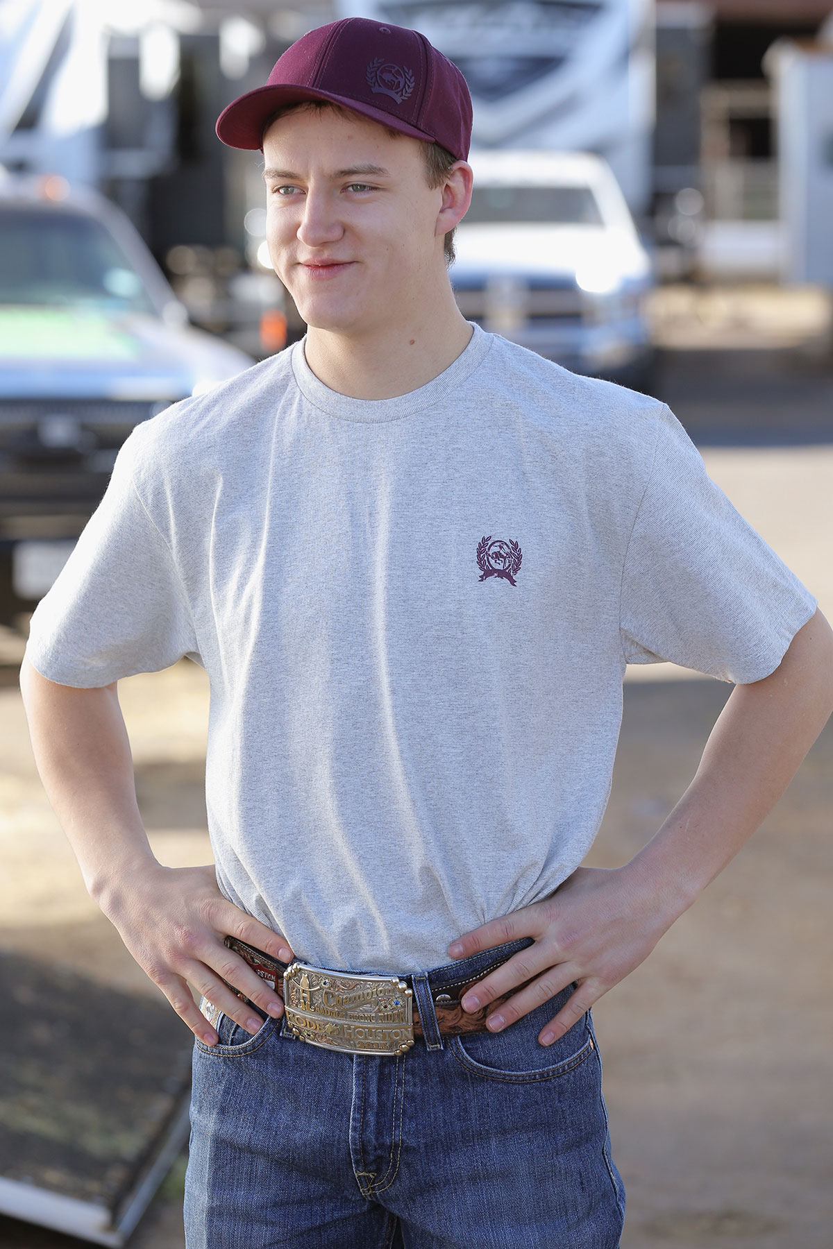 grey cinch shirts