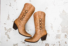 Women's Clearance Boots