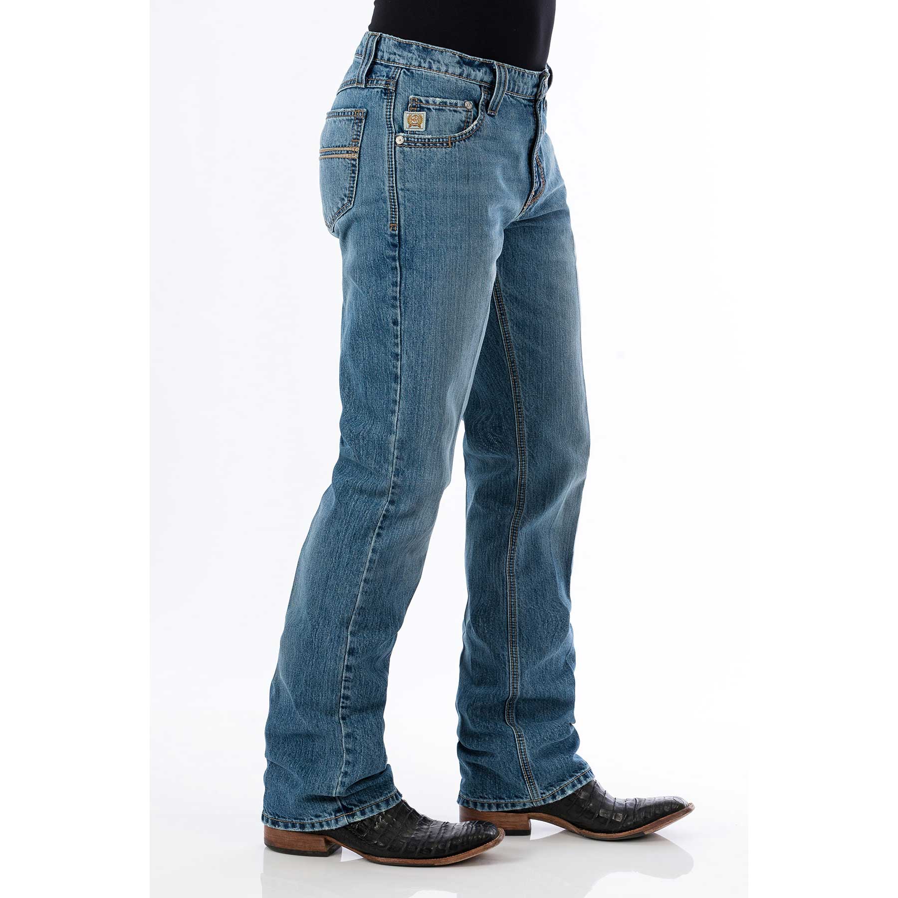Pungo Ridge - Cinch Men's Carter 2.0 Relaxed Fit Light Stonewash Jeans ...